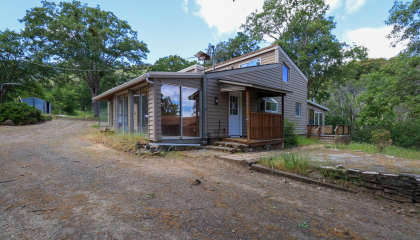 2350 Galls Creek Rd, Gold Hill, OR 97525