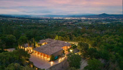  321 Pair A Dice Ranch Rd, Jacksonville, OR 97530