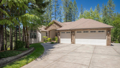 1280 Marcy Loop Rd, Grants Pass, OR 97527