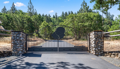 3039 Pearce Park Rd, Grants Pass, OR 97526