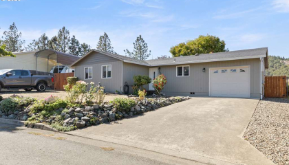 490 Char St, Roseburg, OR 97471