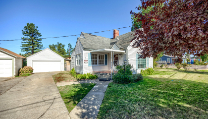 339 Maple St, Medford, OR 97501