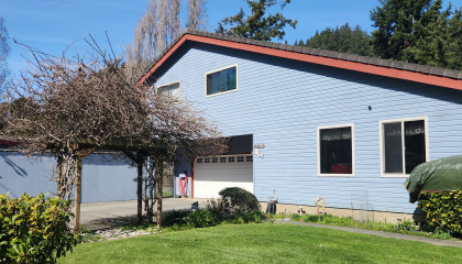 94487 Meyers Rd, Gold Beach, OR 97444