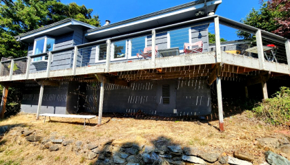 30 Geer Cir, Port Orford, OR 97465