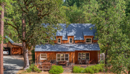 321 Bonlinda Lane, Williams, OR 97544