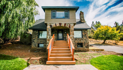 791 Lakeshore Drive, Klamath Falls, OR 97601