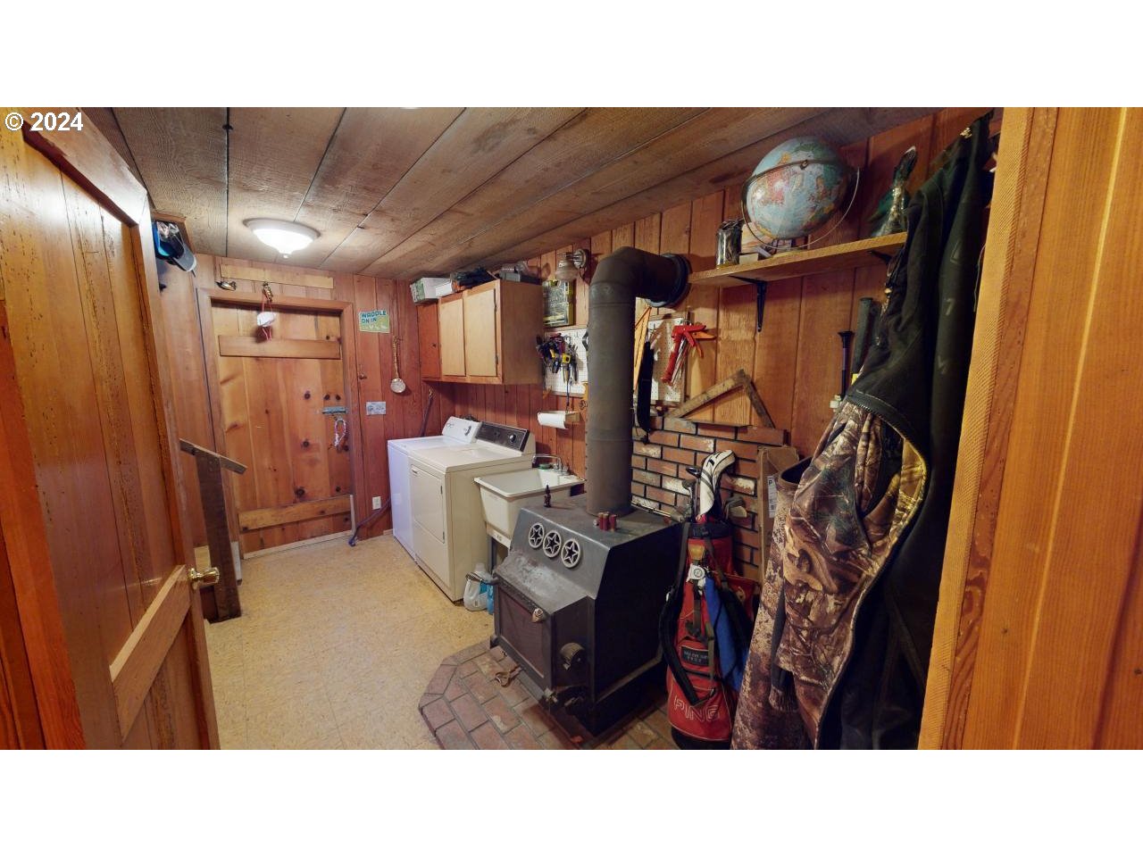 97031_Jerrys_Flat_34