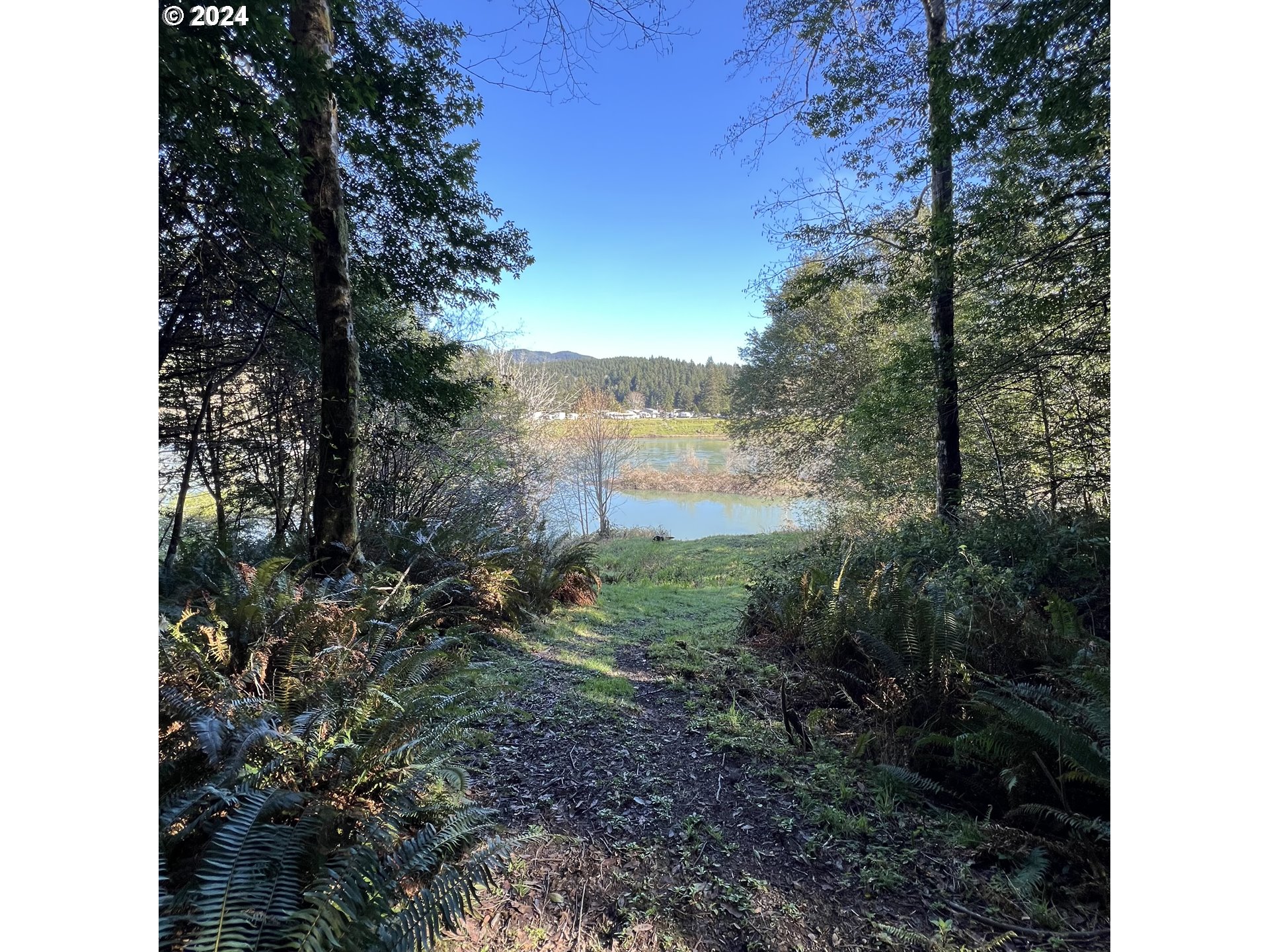 97031_Jerrys_Flat_43