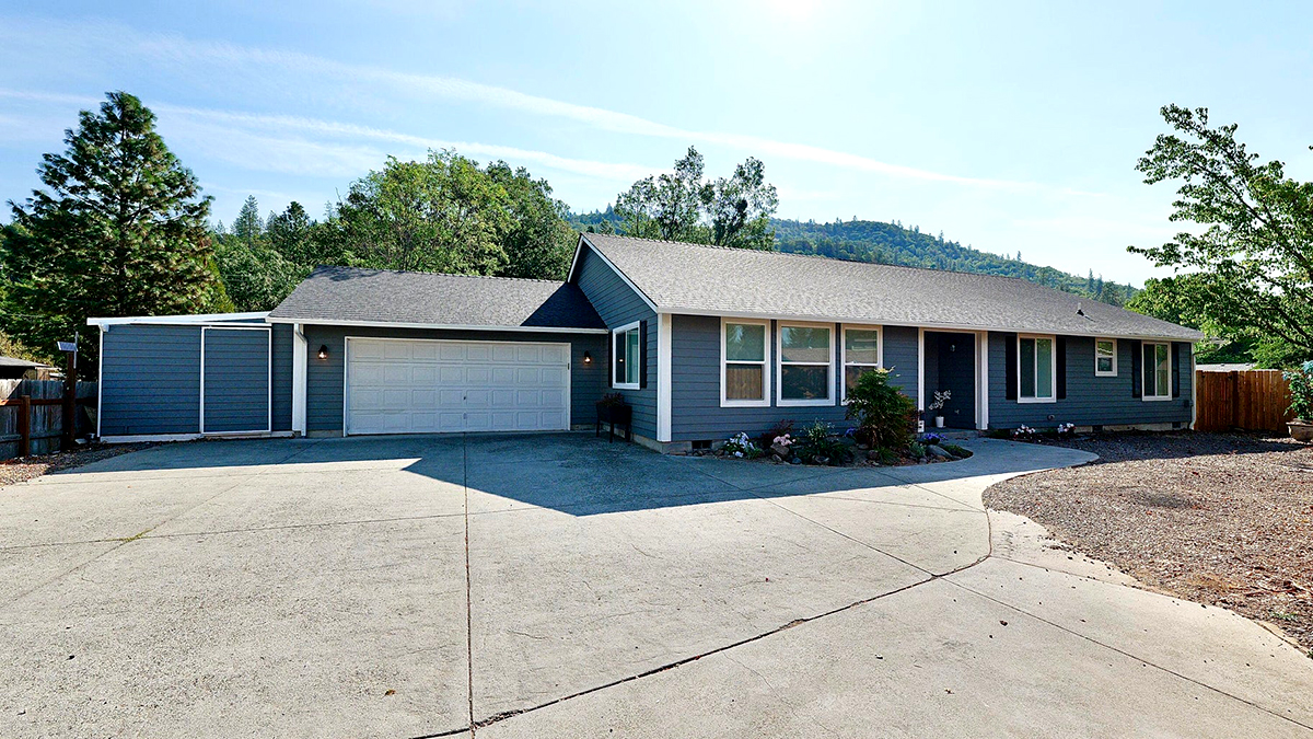 220181950 , 20 Penny Court Shady Cove, OR 97539