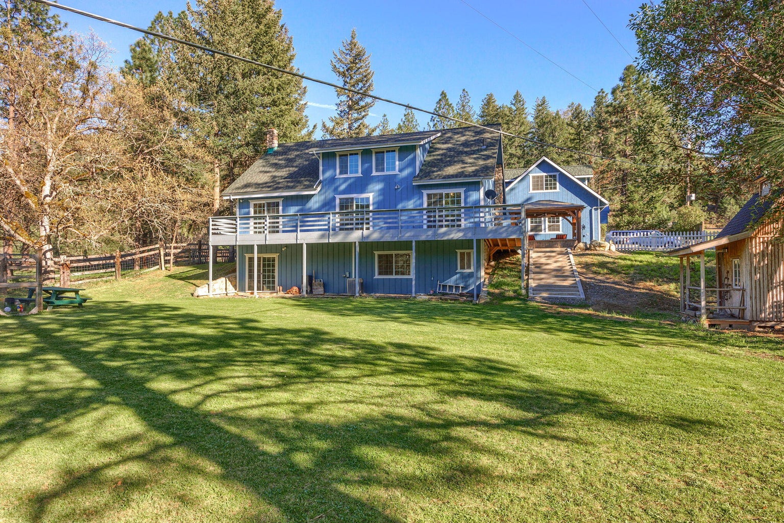 9658_Upper_Applegate_Rd_12-Back