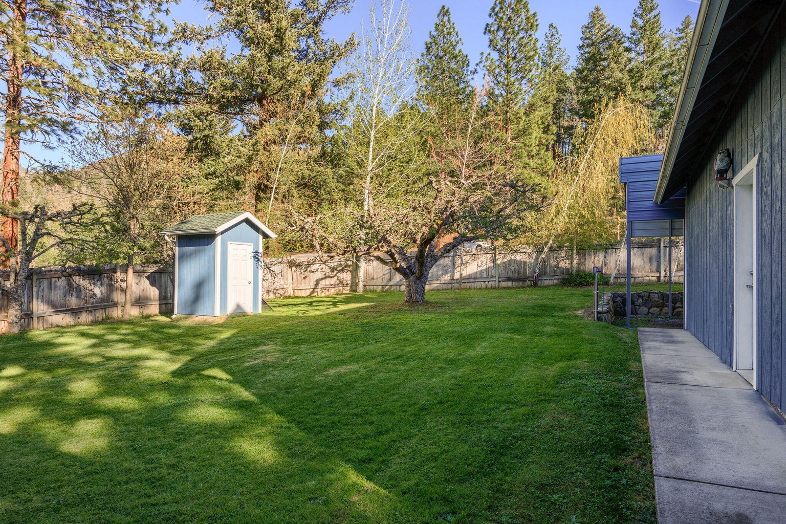 9658_Upper_Applegate_Rd_17