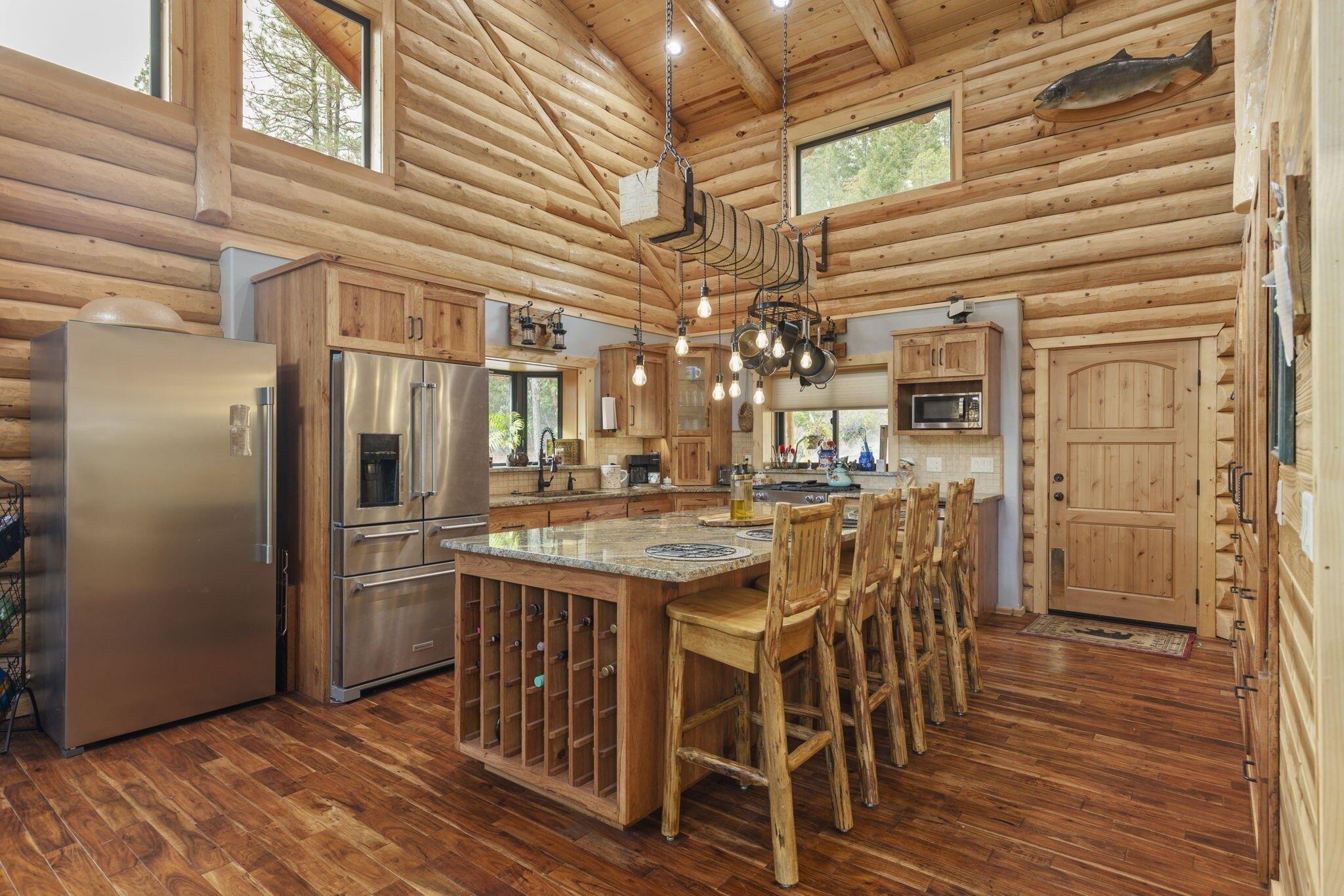 225_Eagle_Ridge_Rd-Kitchen2