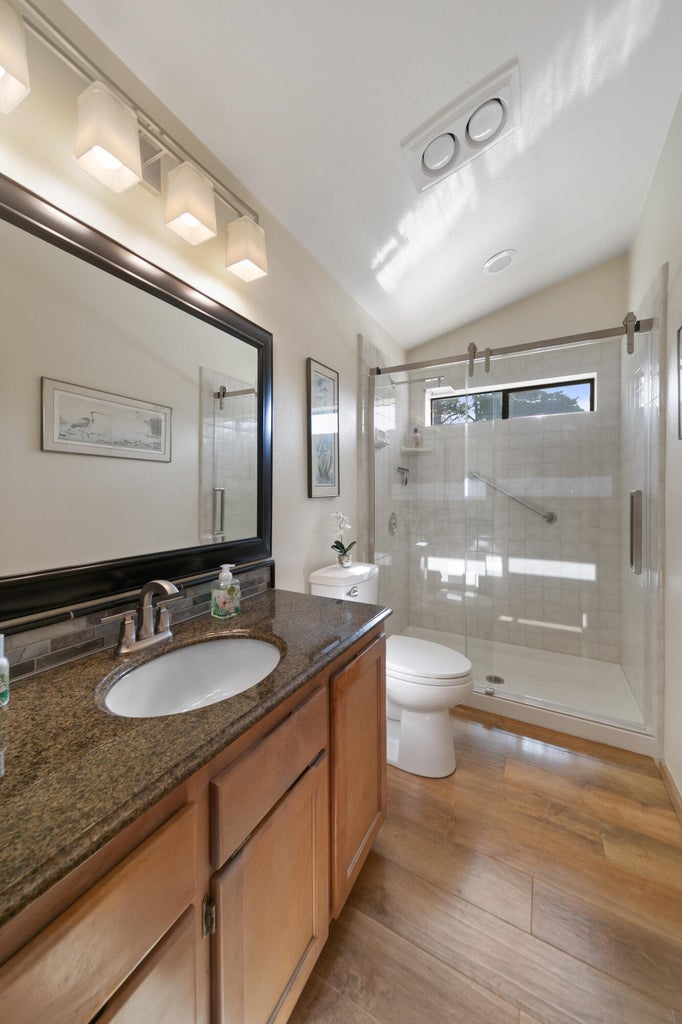 3275_Golf_Links_Rd_18