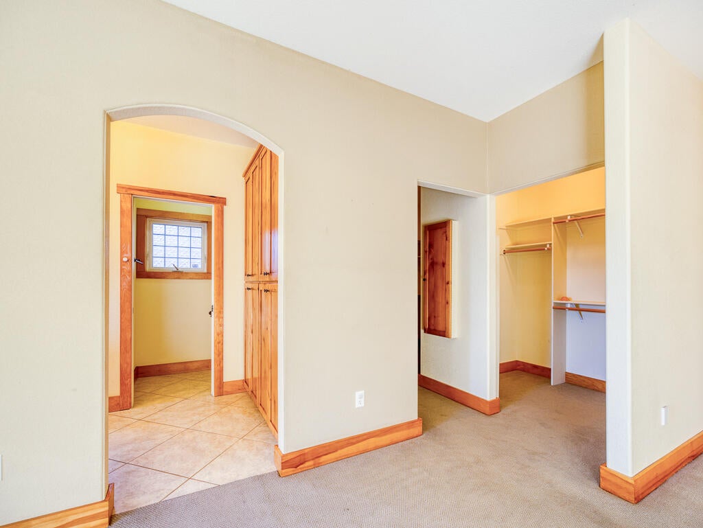 1140_Oregon_Ash_Cir_23