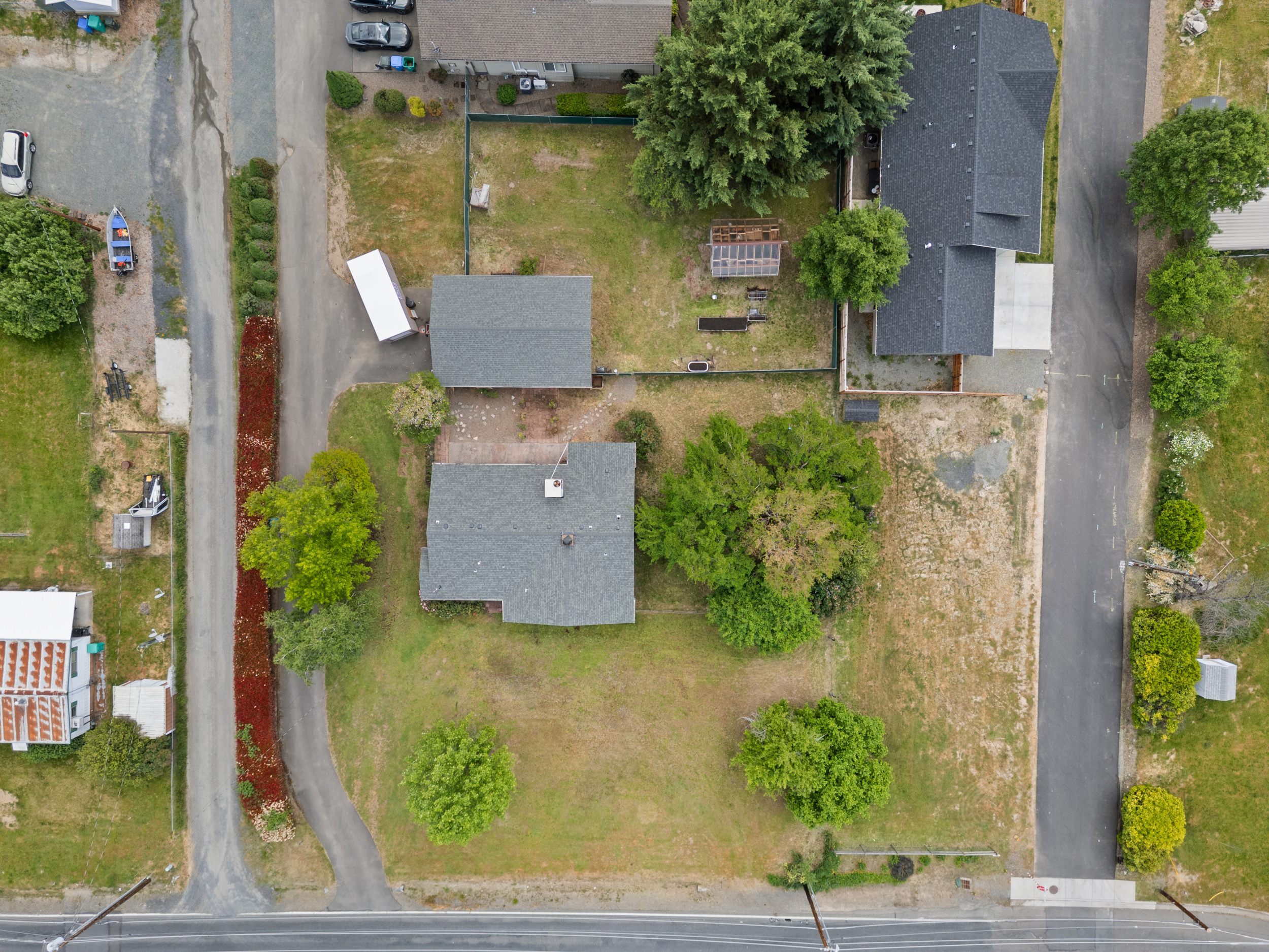 1960_Cloverlawn_Dr-27