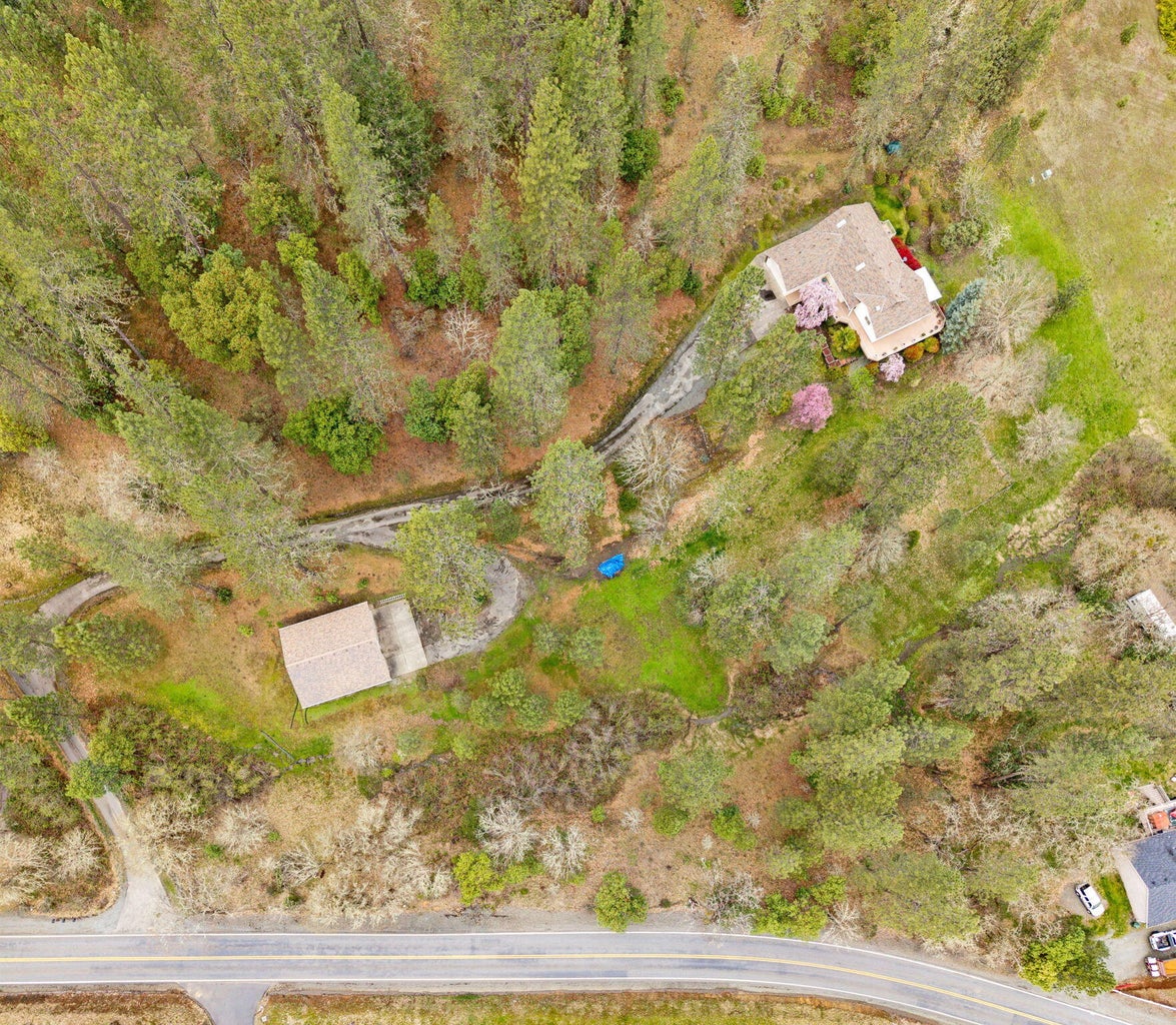 4280_Cloverlawn_Dr-07