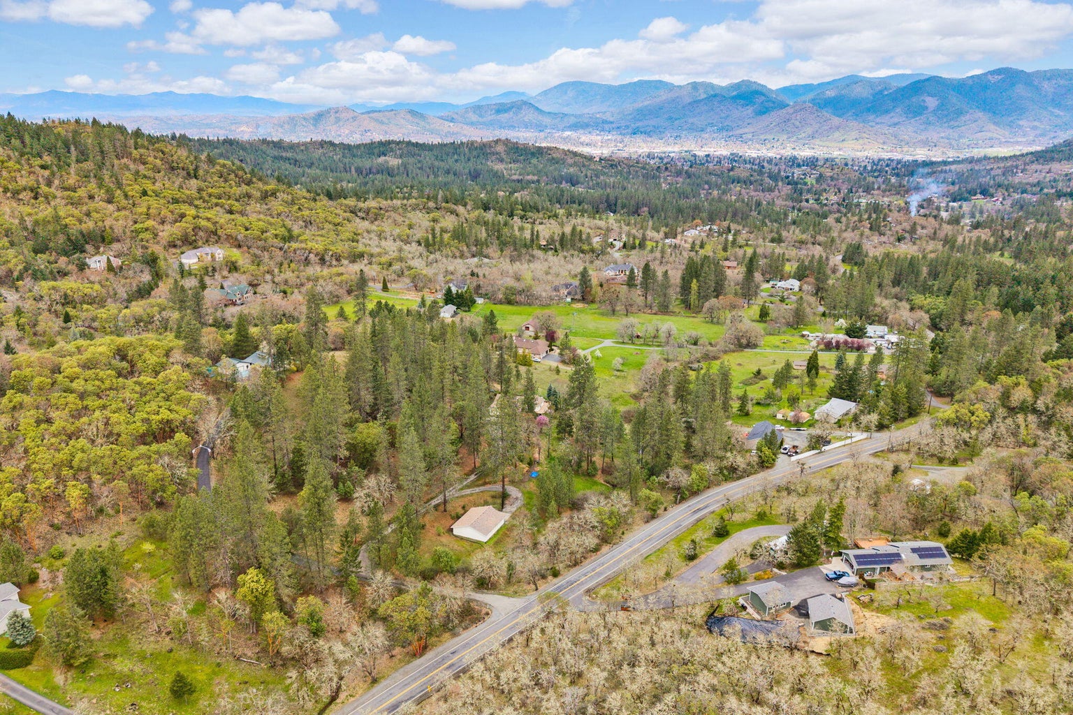 4280_Cloverlawn_Dr-09