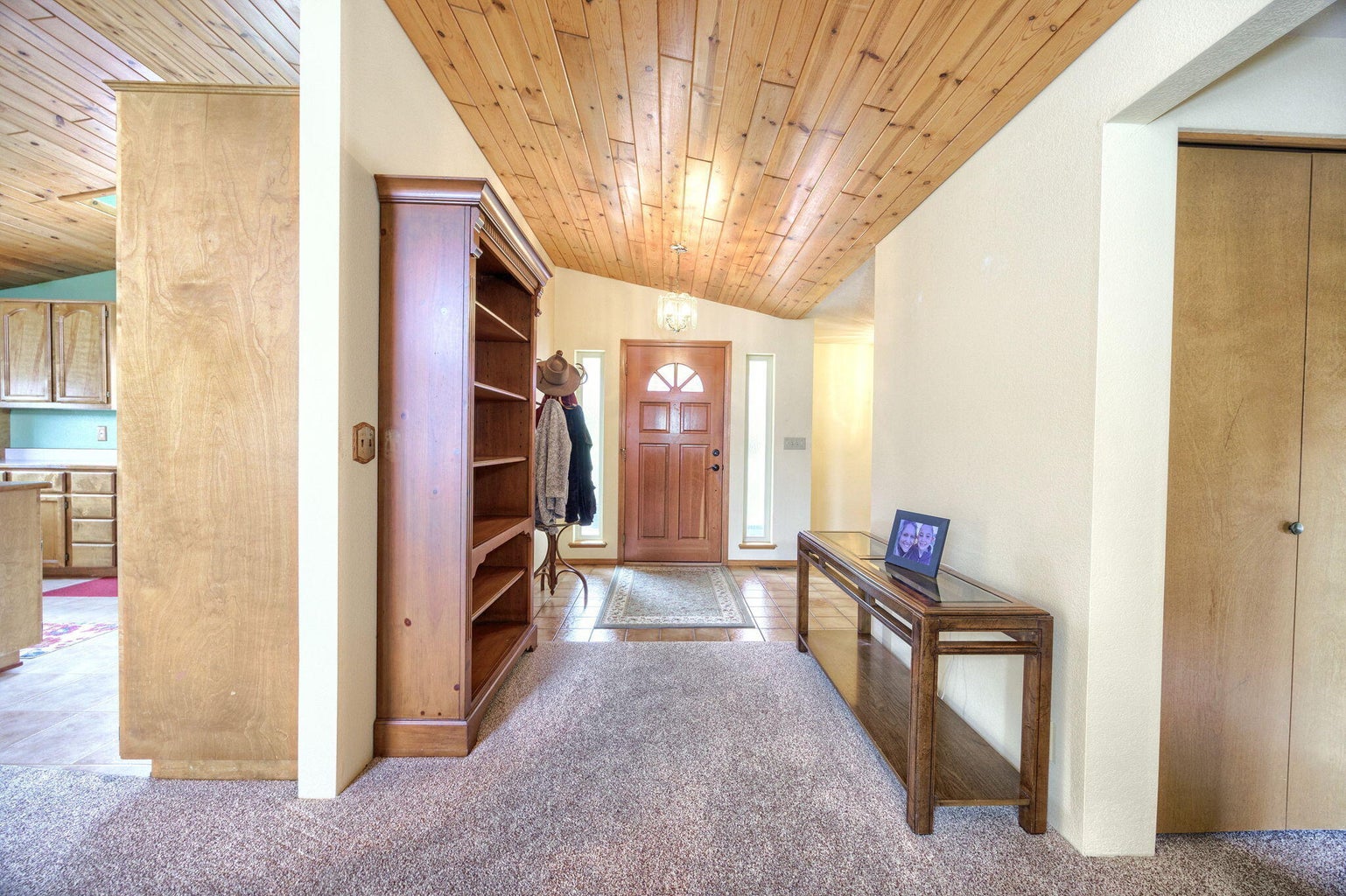4280_Cloverlawn_Dr-18