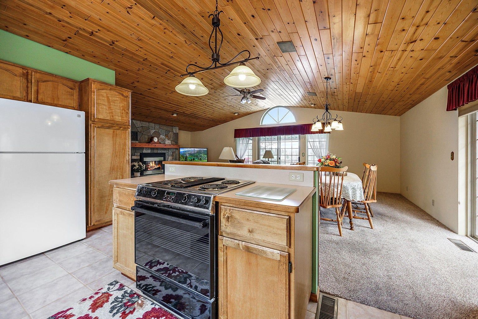 4280_Cloverlawn_Dr-28