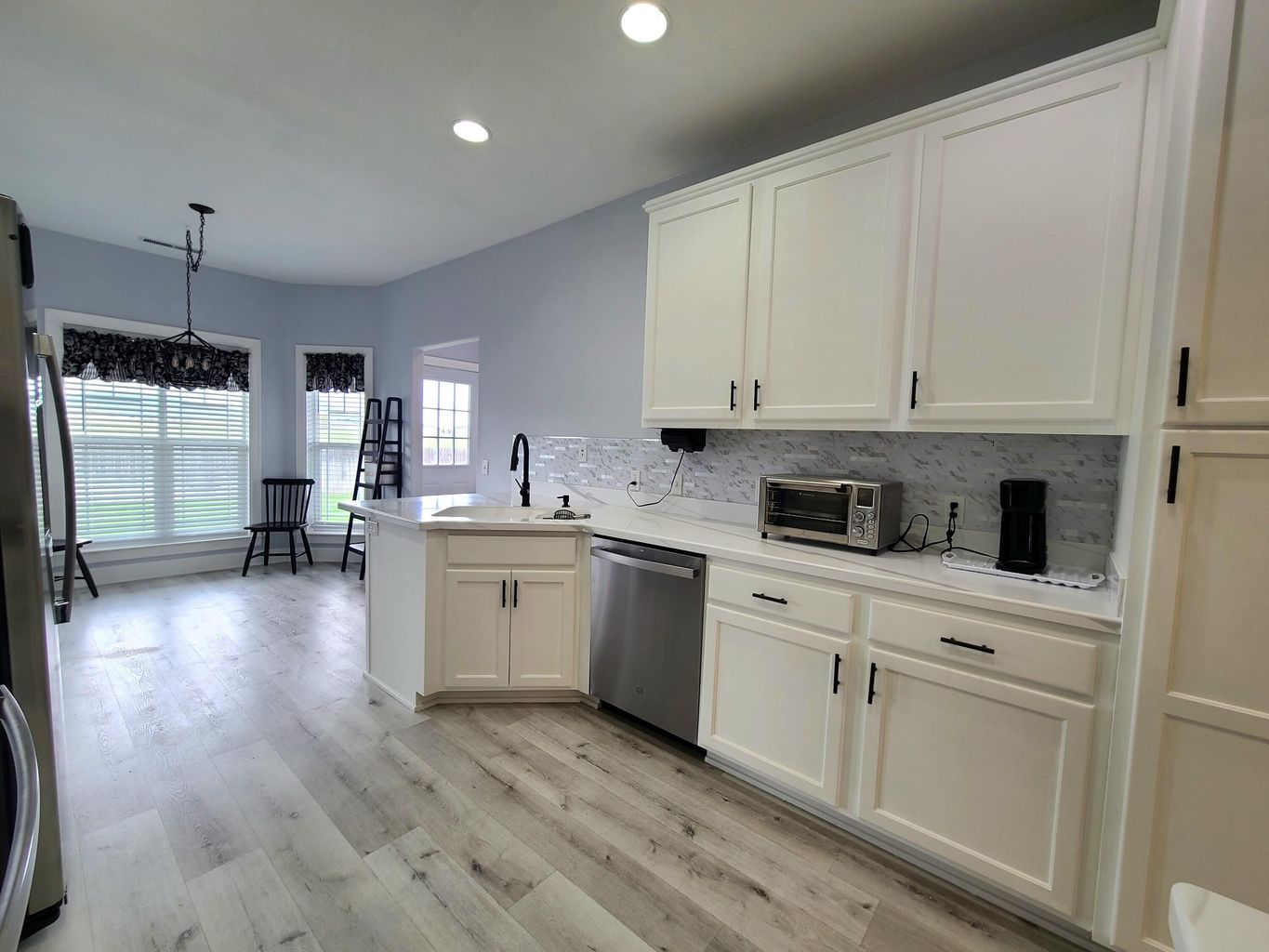 3311_Barnes_Way-07