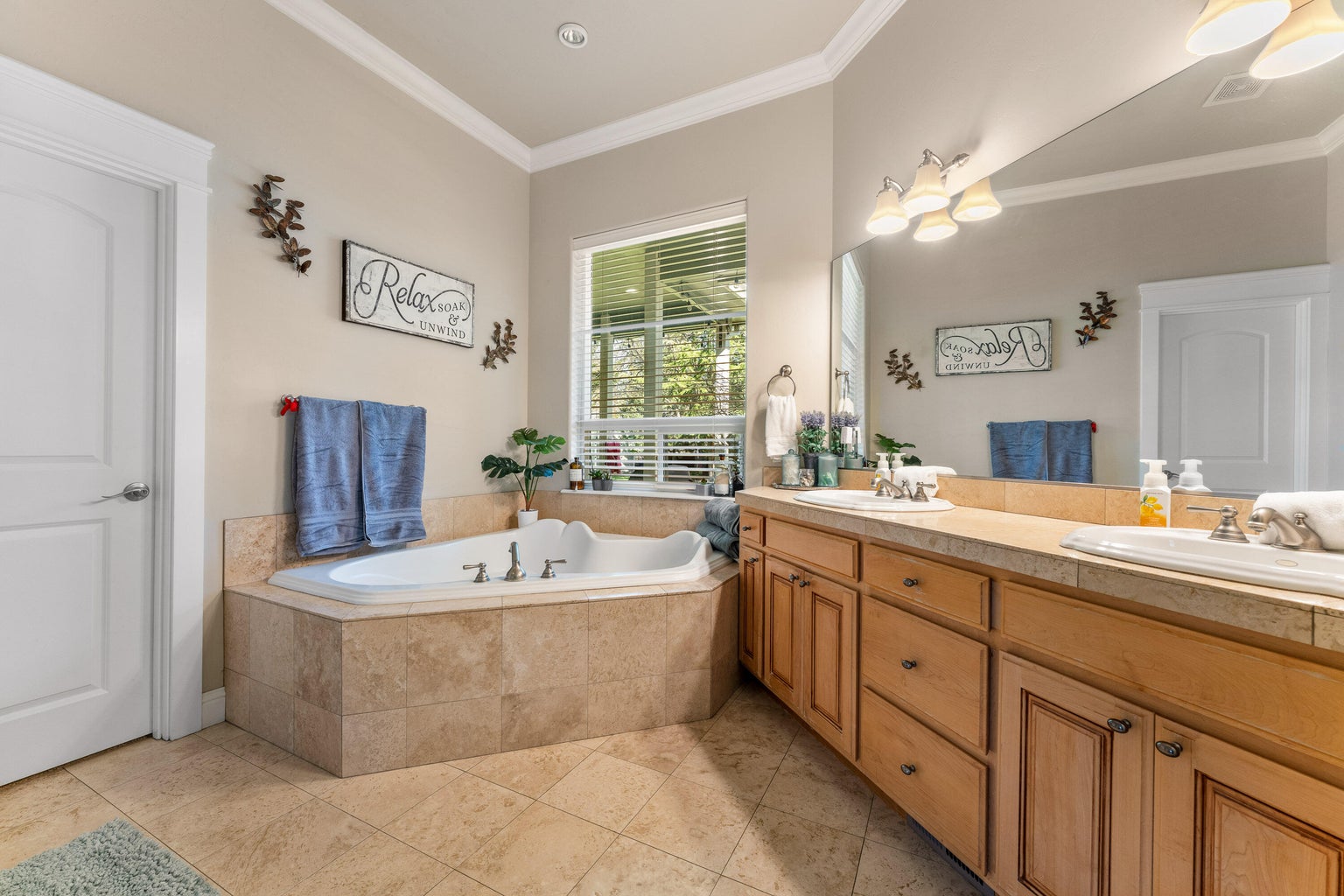 2709_Jerome_Prairie_Rd-16