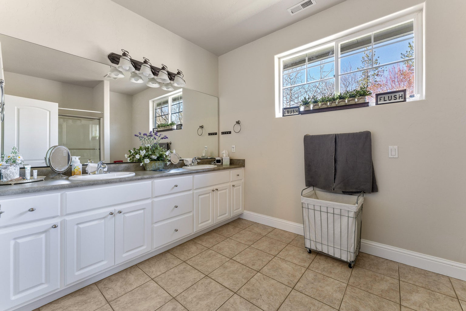 2709_Jerome_Prairie_Rd-32
