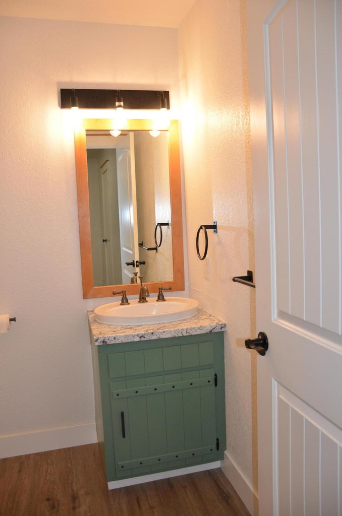 329_S_Kerby_Ave-22