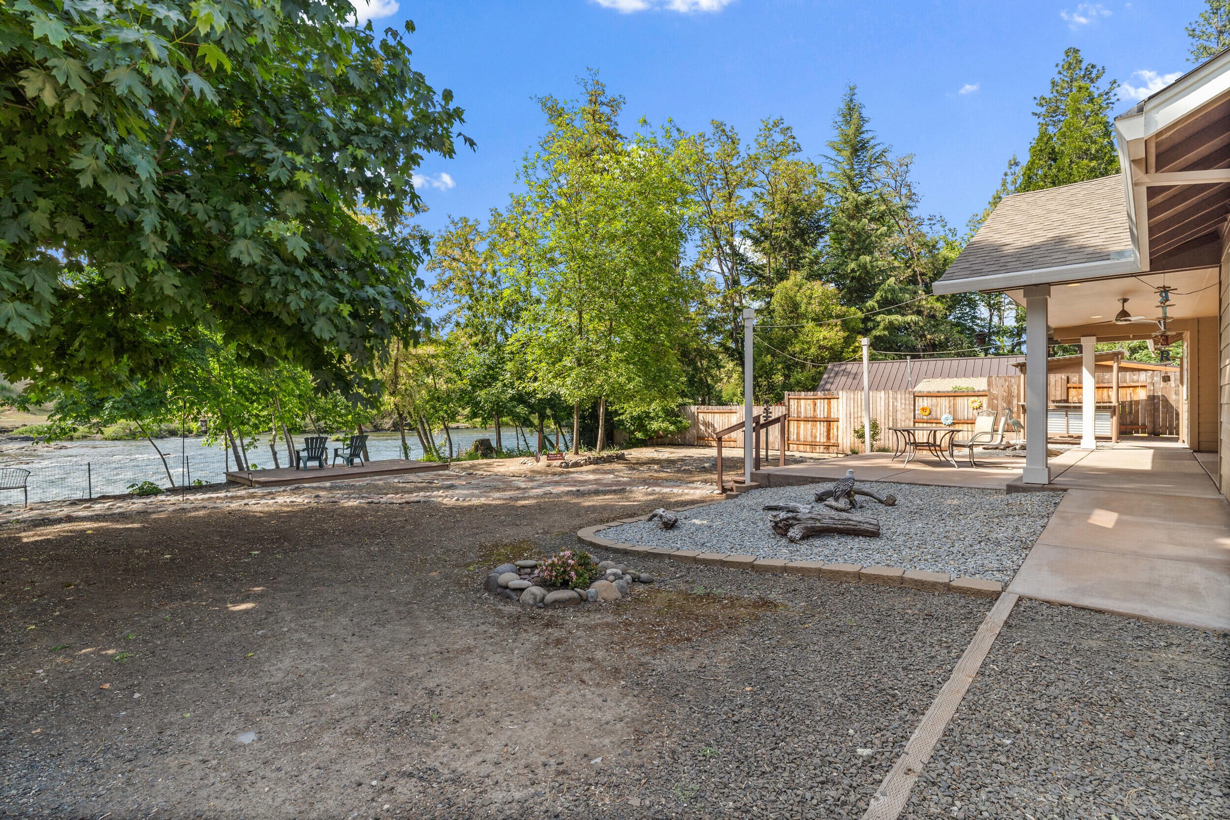 410_Park_Dr-11-Byard