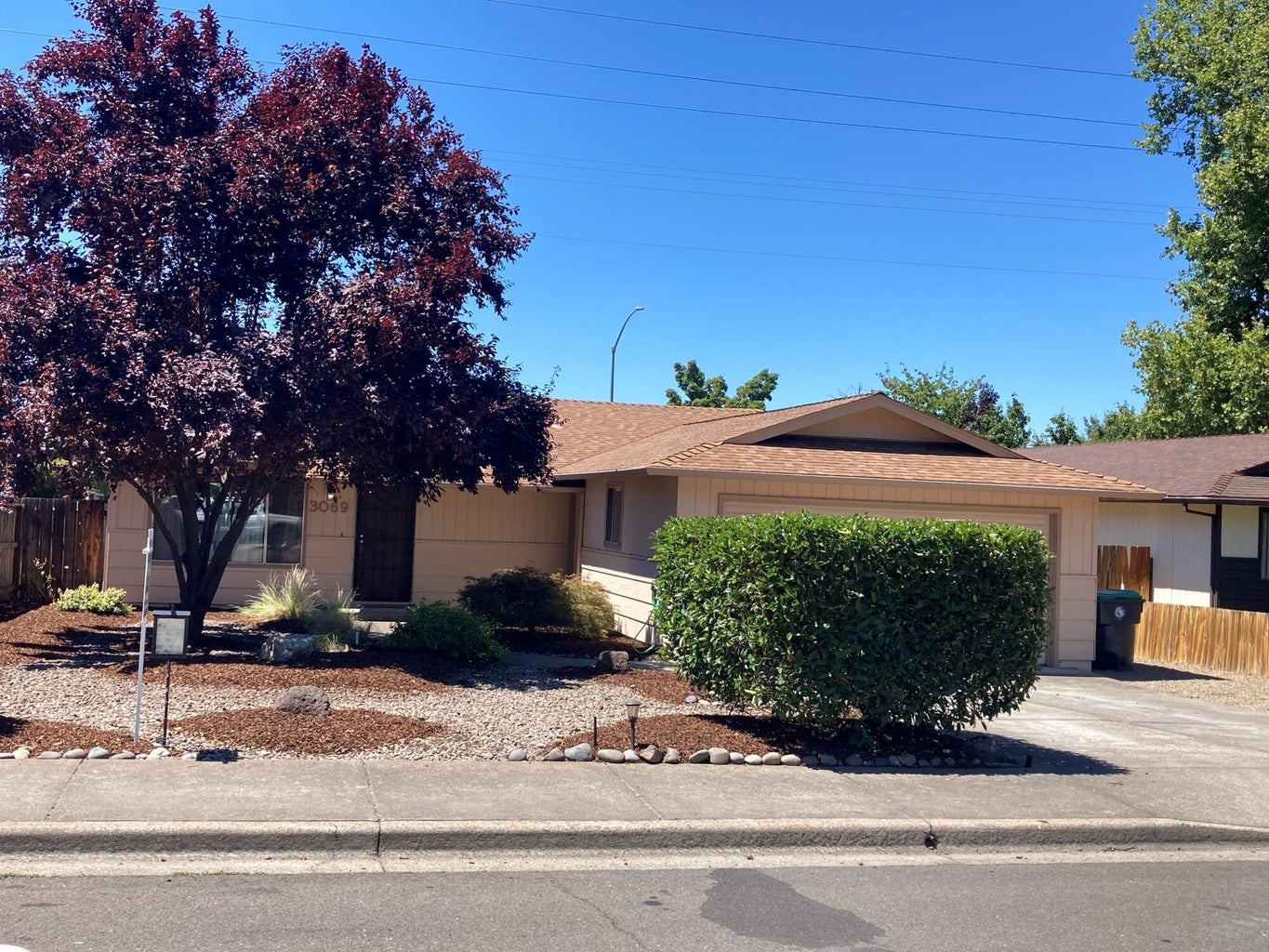 220205265, 3069 Milhoan Dr, Medford, OR 97504