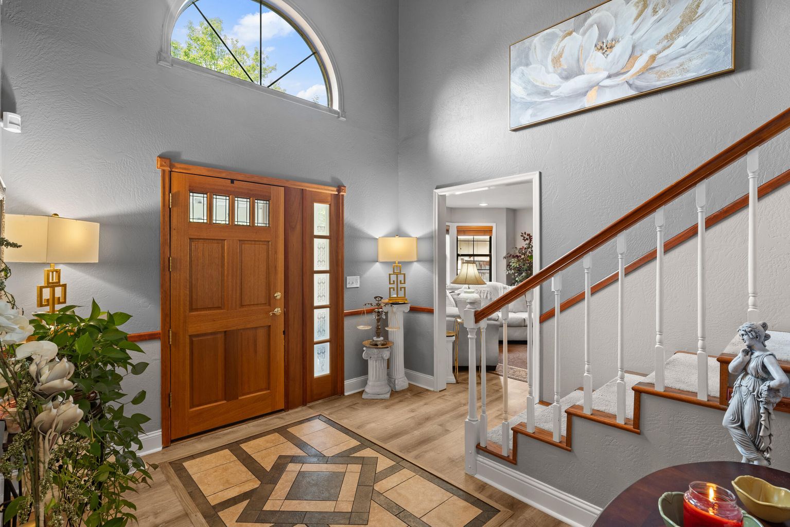 113_Walnut_Dr-05-Entry