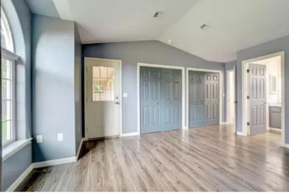 815_Redwood_Ave_07