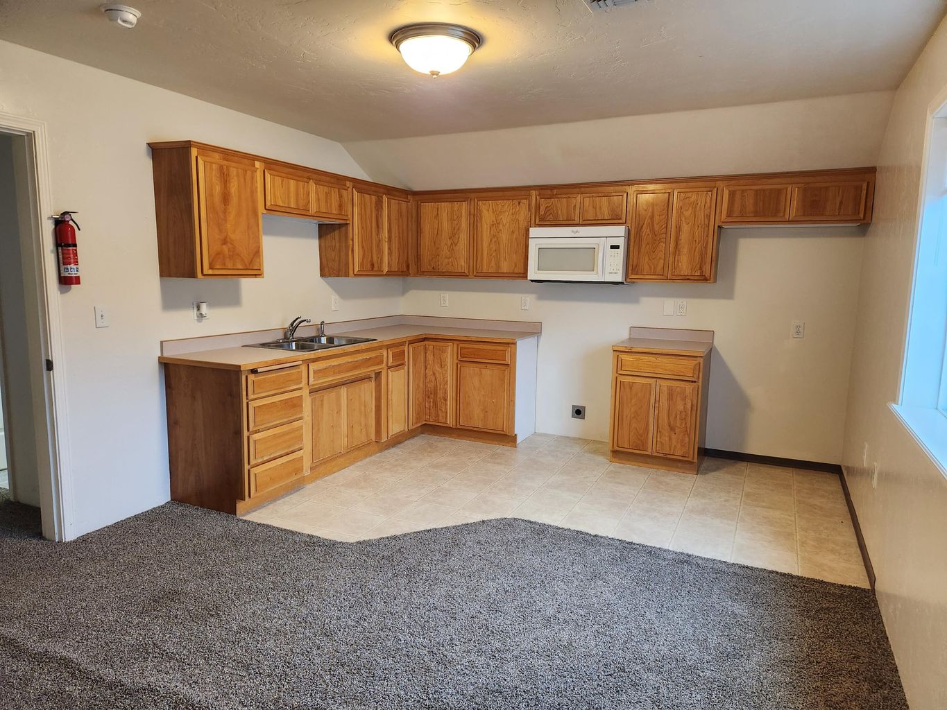 815_Redwood_Ave_08