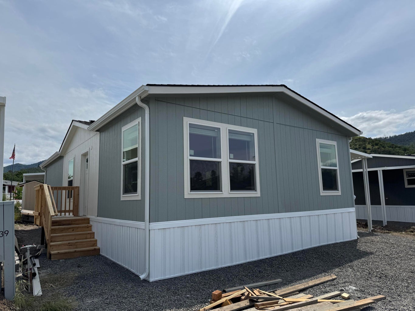 1_Corral_Ln_38-02