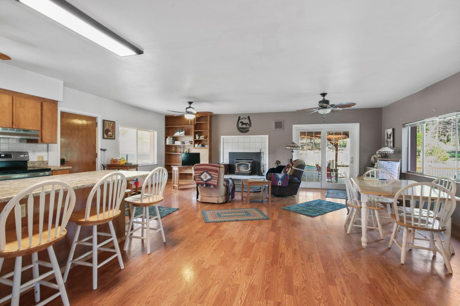 4884_Lower_Grave_Creek_Rd-19