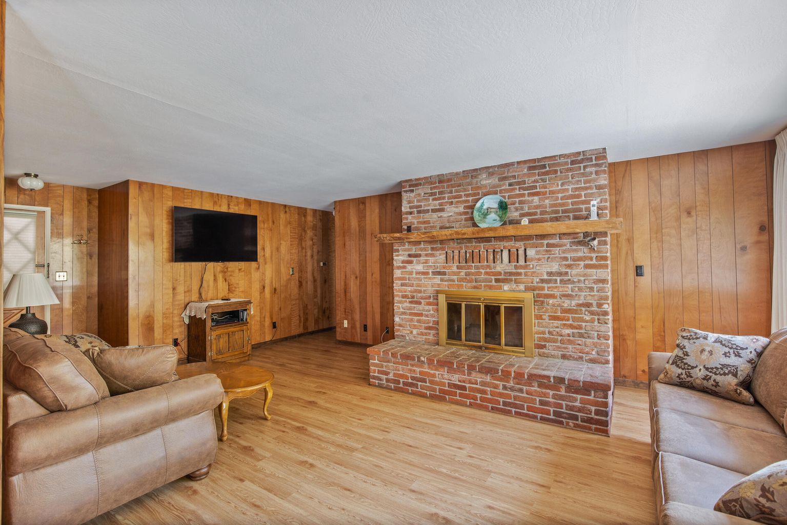 11852_Galice_Rd-09