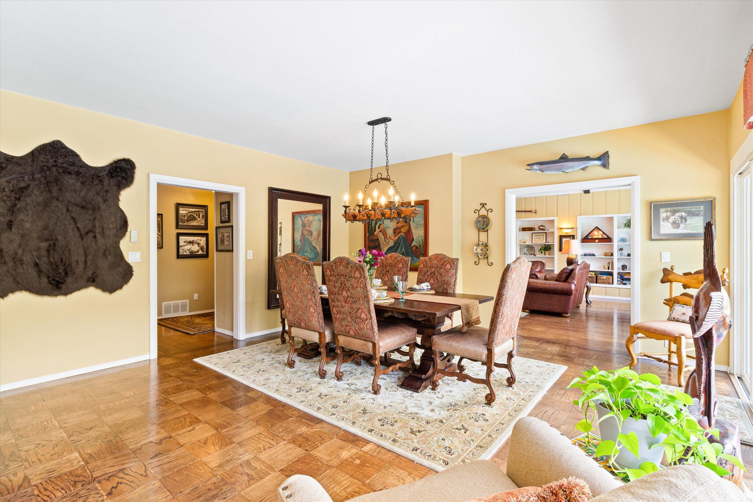 4990_Rogue_River_Hwy-09