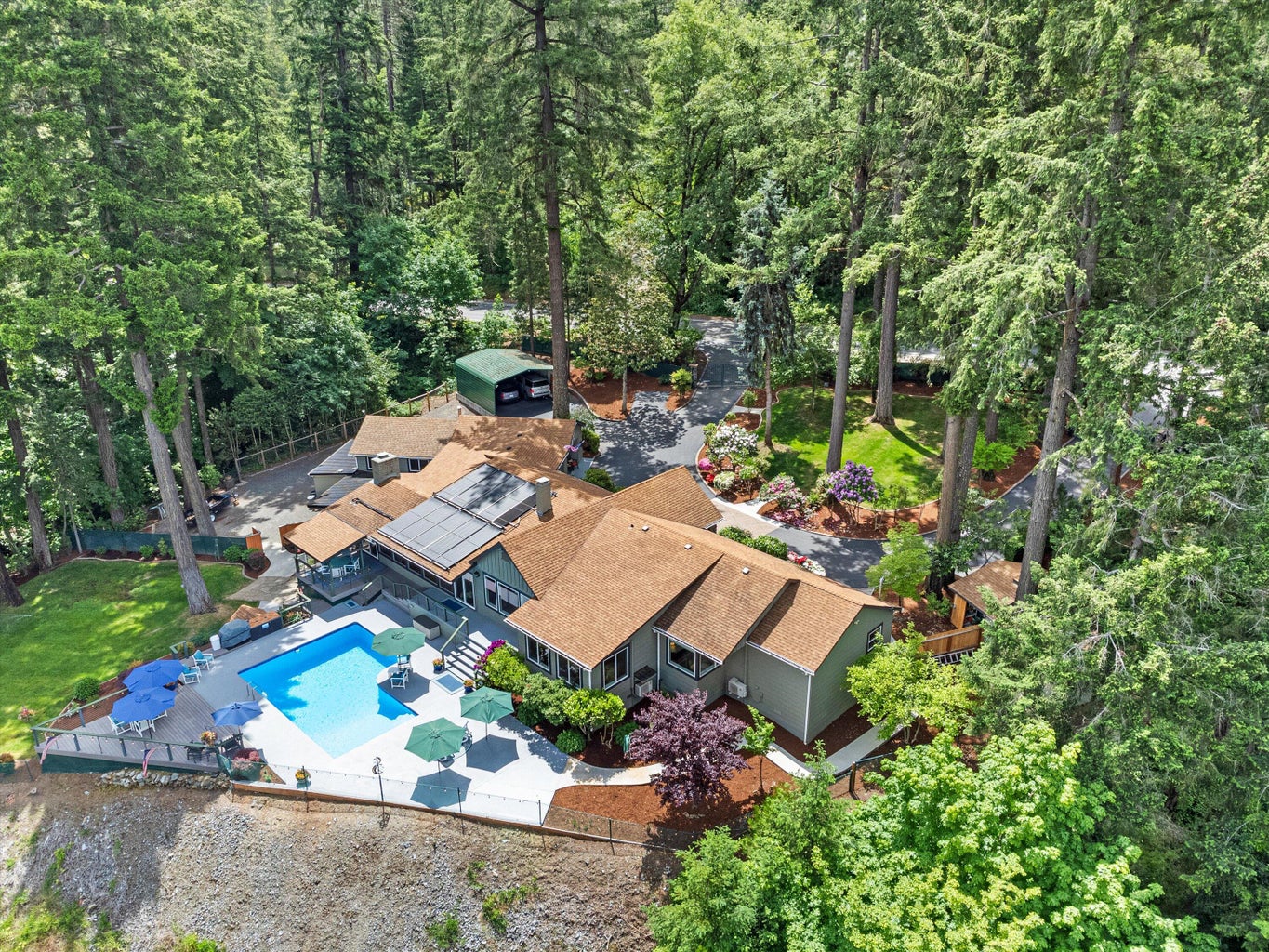 4990_Rogue_River_Hwy-03