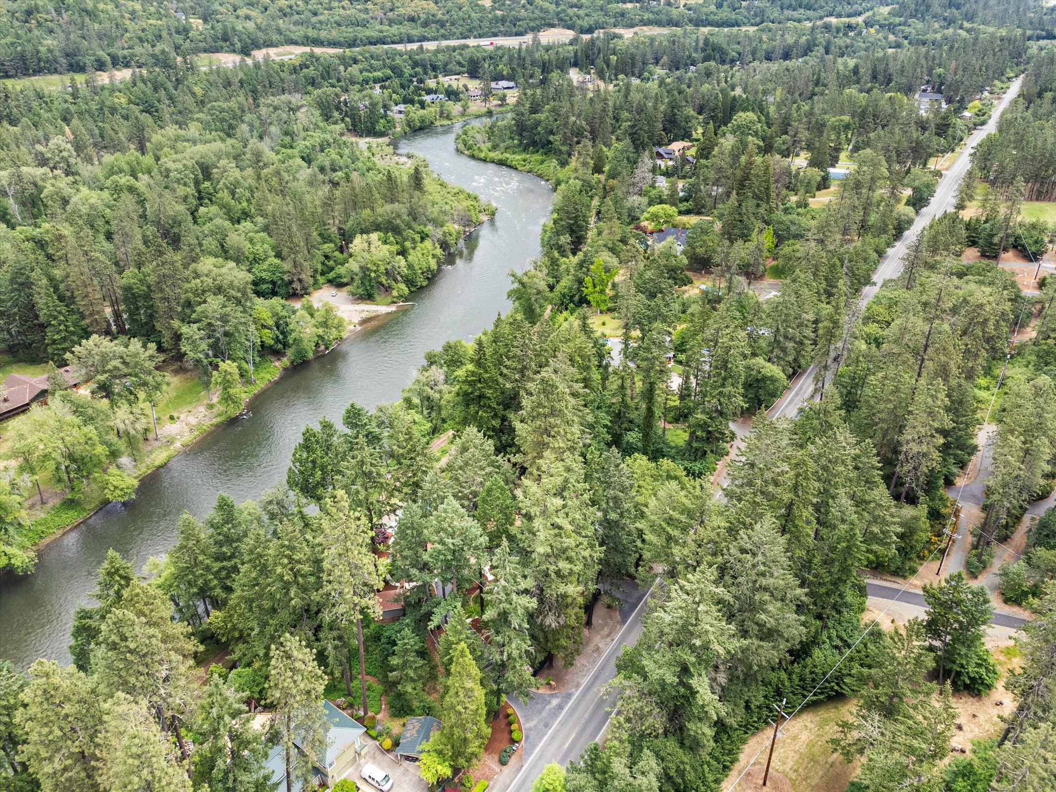 4990_Rogue_River_Hwy-05