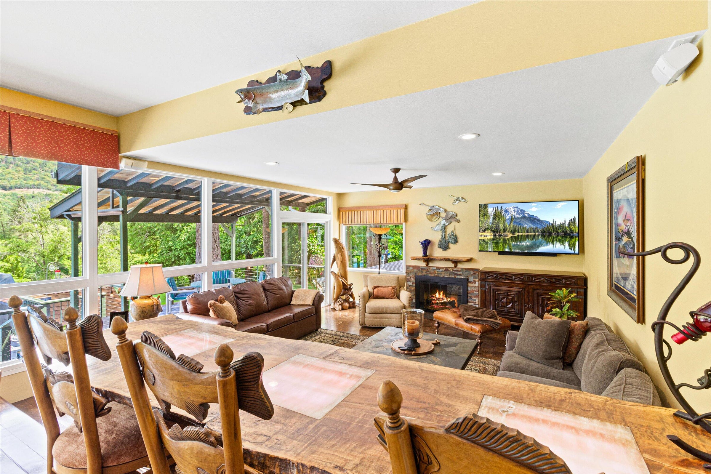 4990_Rogue_River_Hwy-13