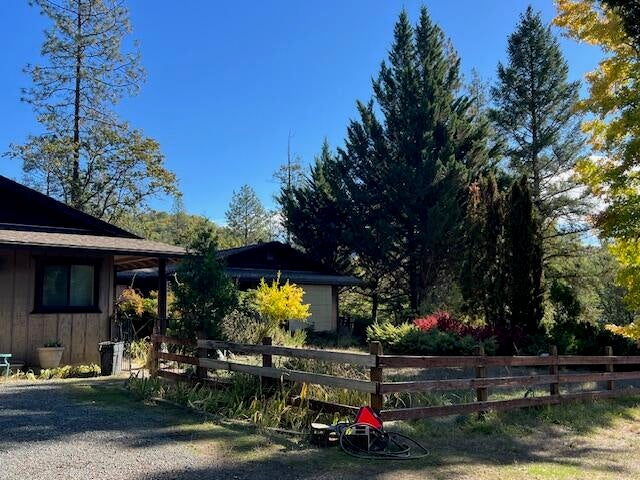 1480_Sykes_Crk_Rd-02