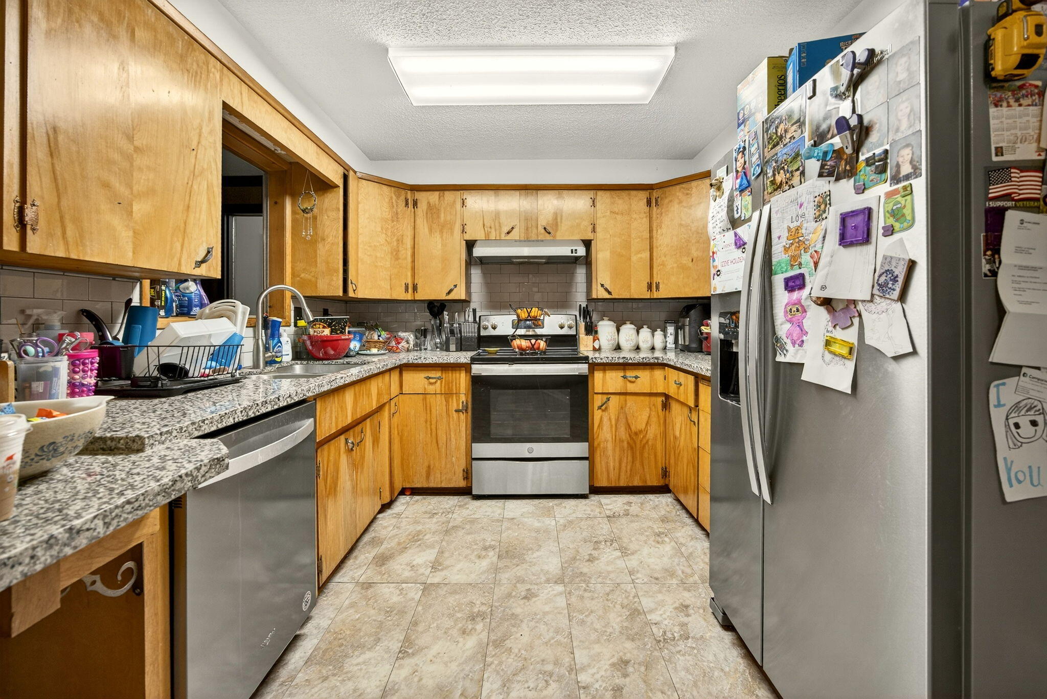 20251106184156627432000000-o