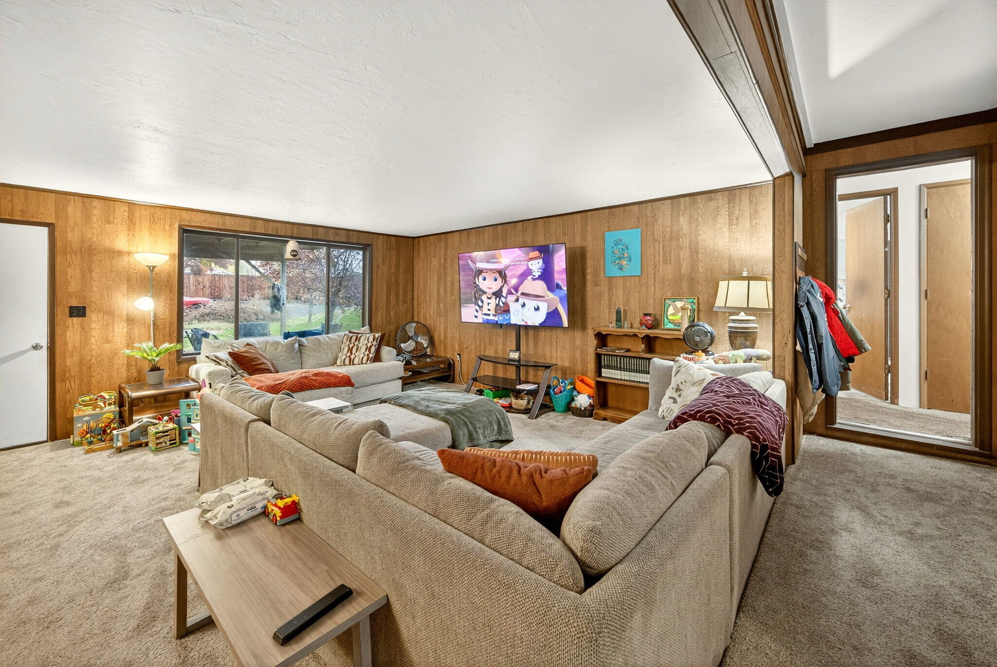 20251106184158121523000000-o