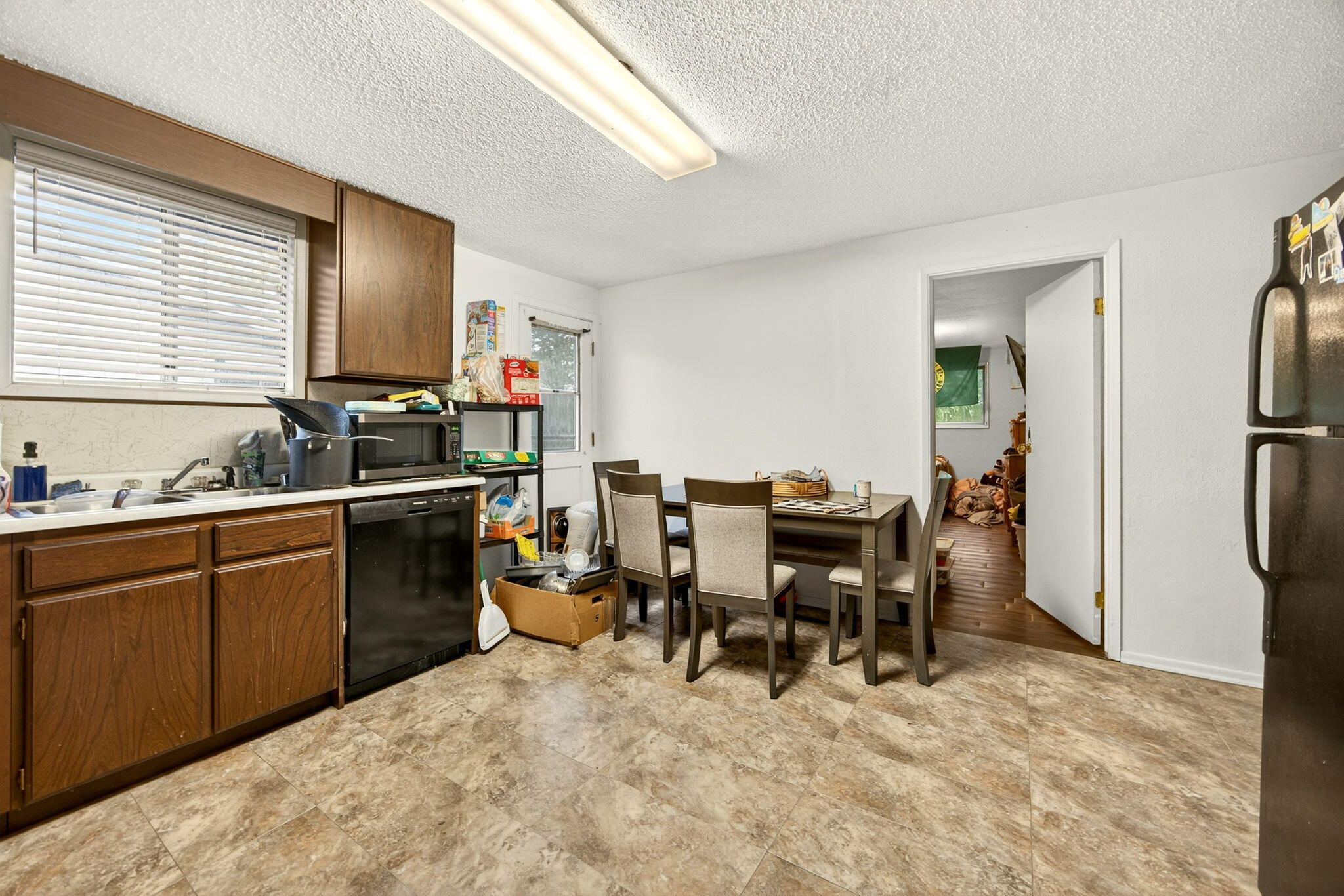 20251106184207359231000000-o