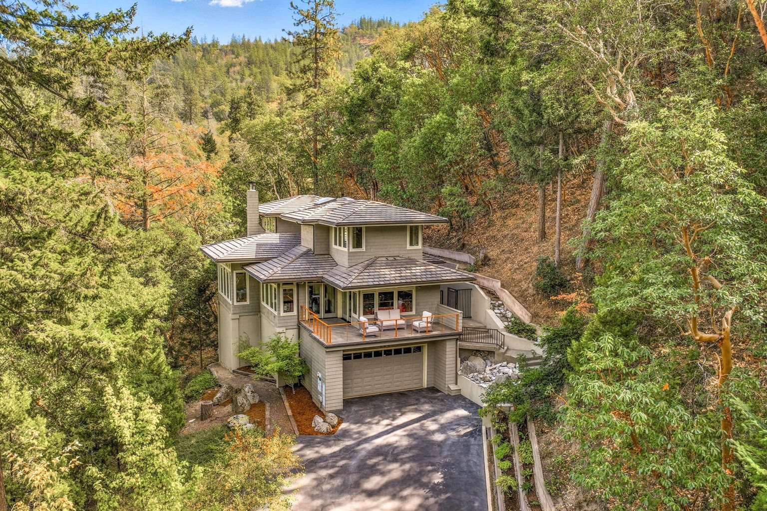 545 Ashland Creek Dr-02