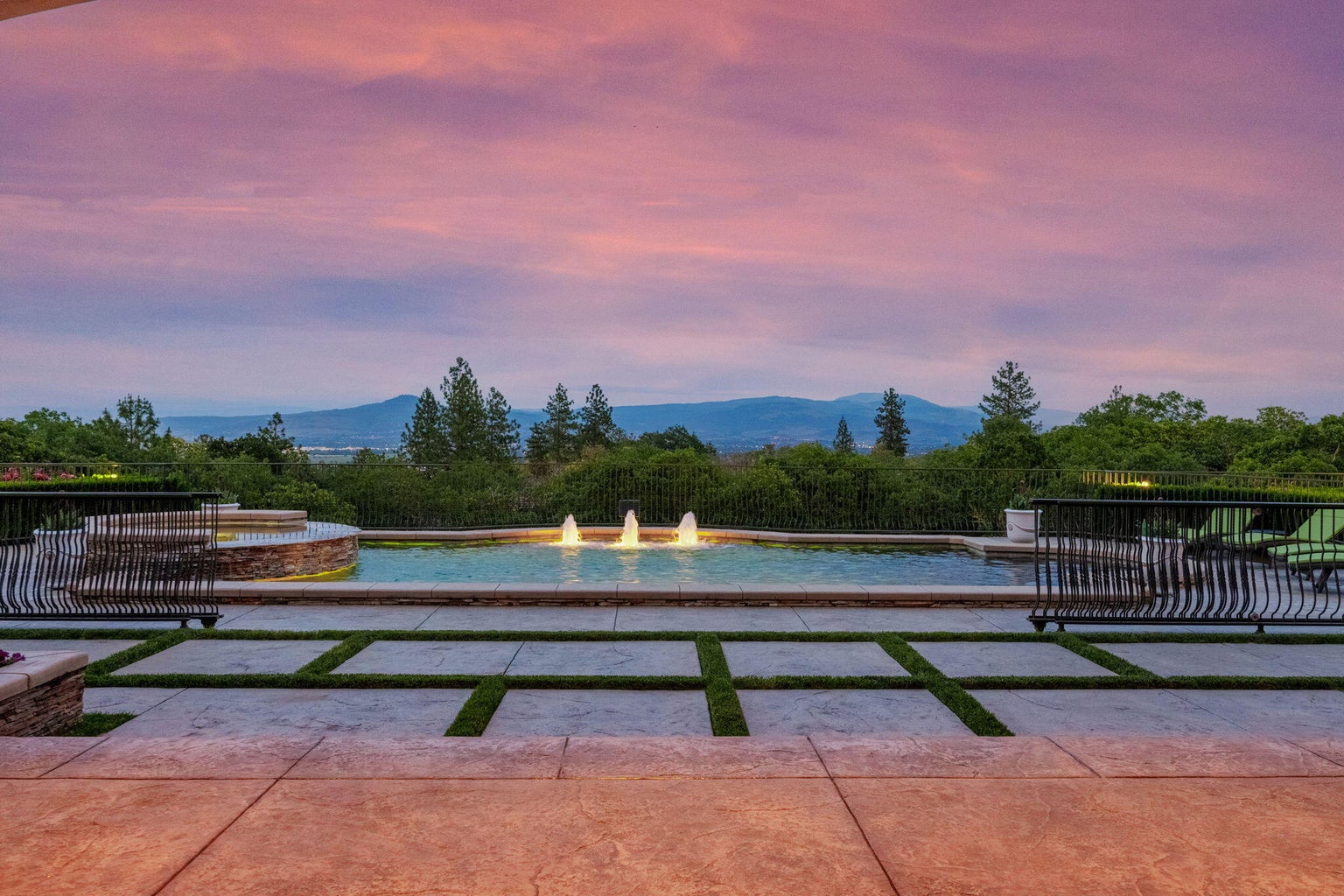 321_Pair_A_Dice_Ranch_Rd-05