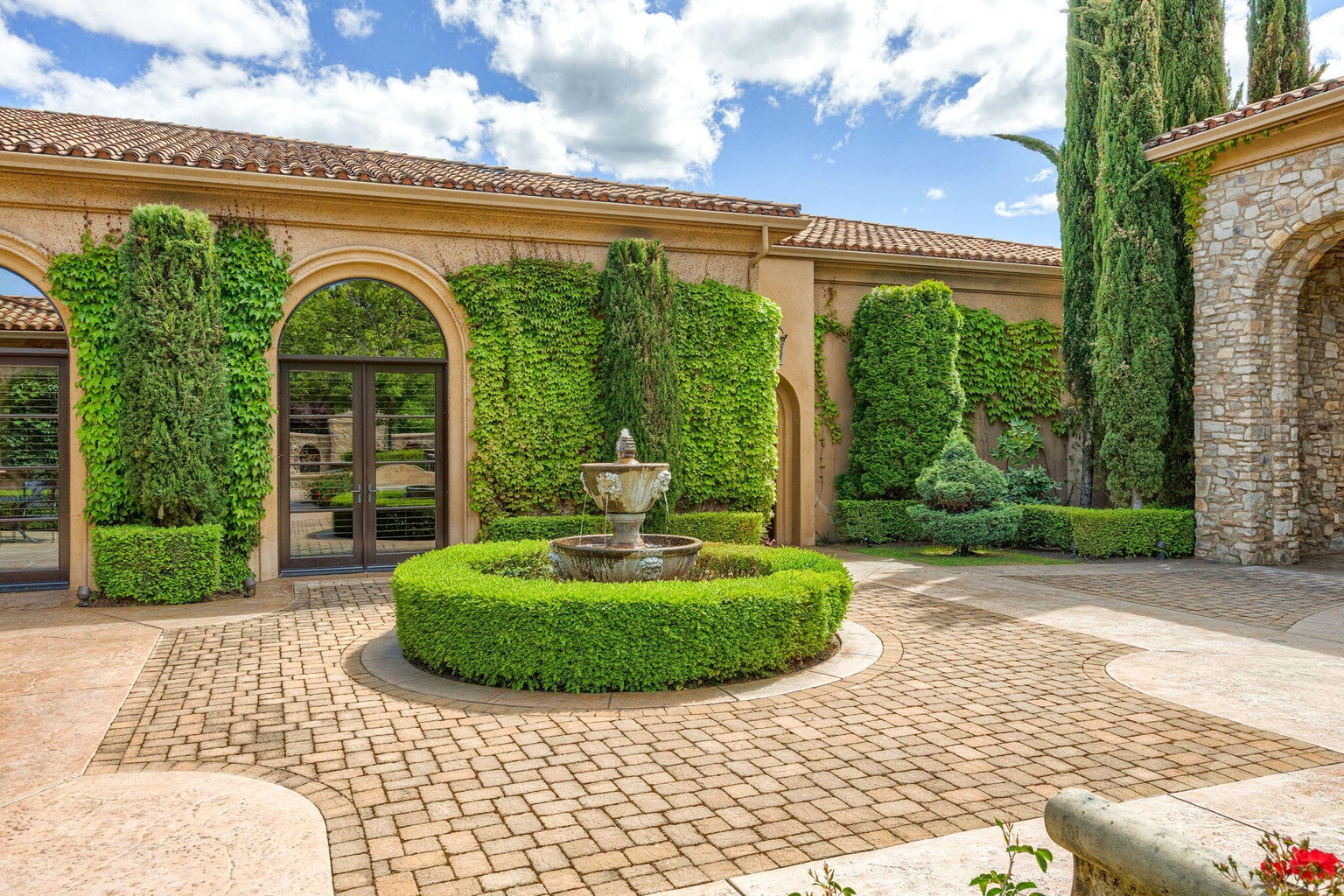 321_Pair_A_Dice_Ranch_Rd-12