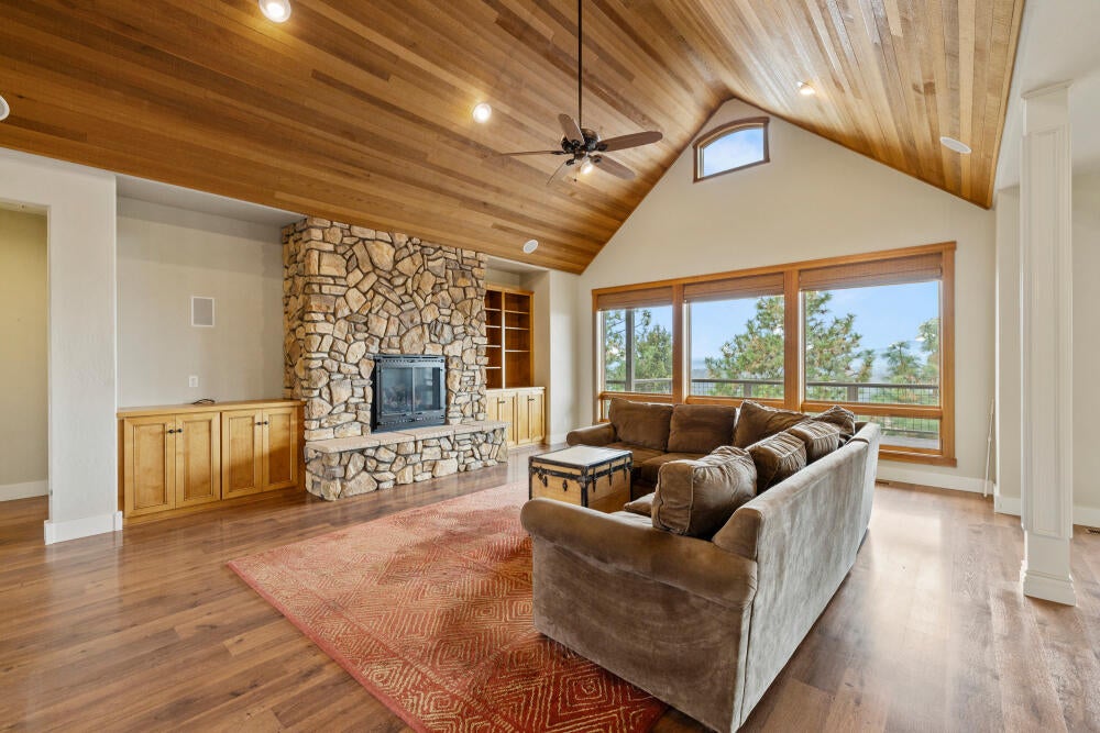 20251106151811035287000000-o