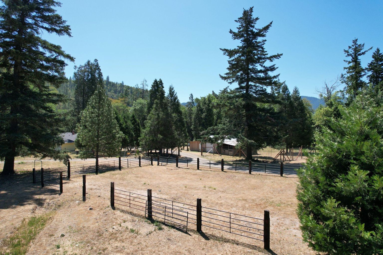 199_Powell_Creek_Rd-02