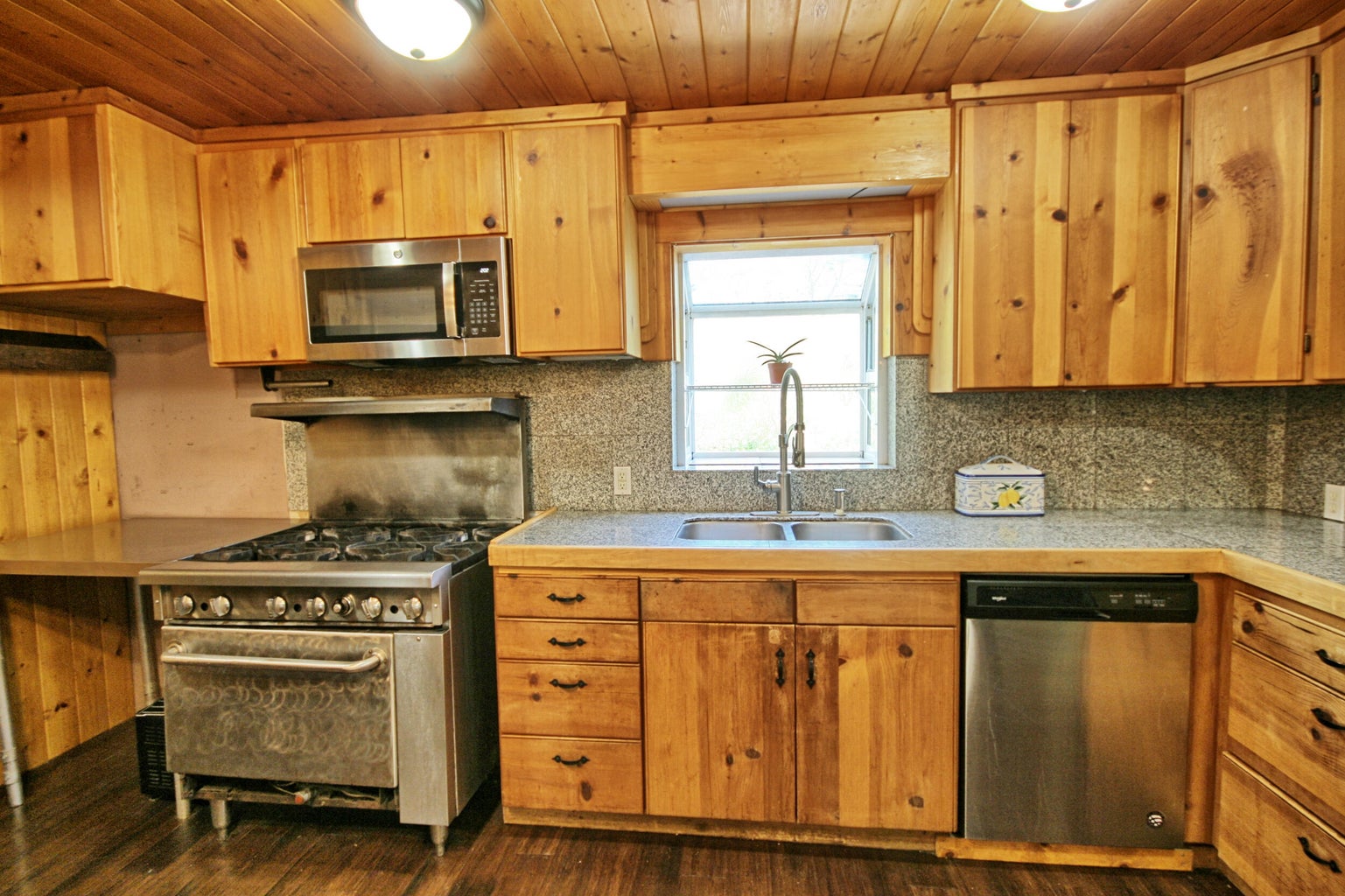 20250625183700982564000000-o