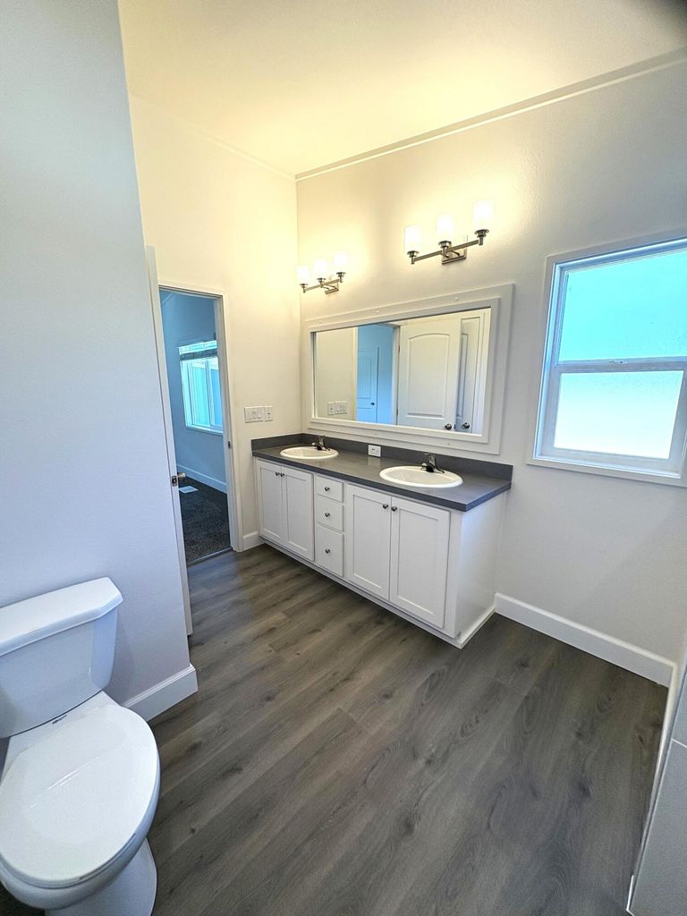 20251021200426784666000000-o